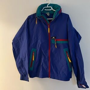 VINTAGE Sierra Designs windbreaker.